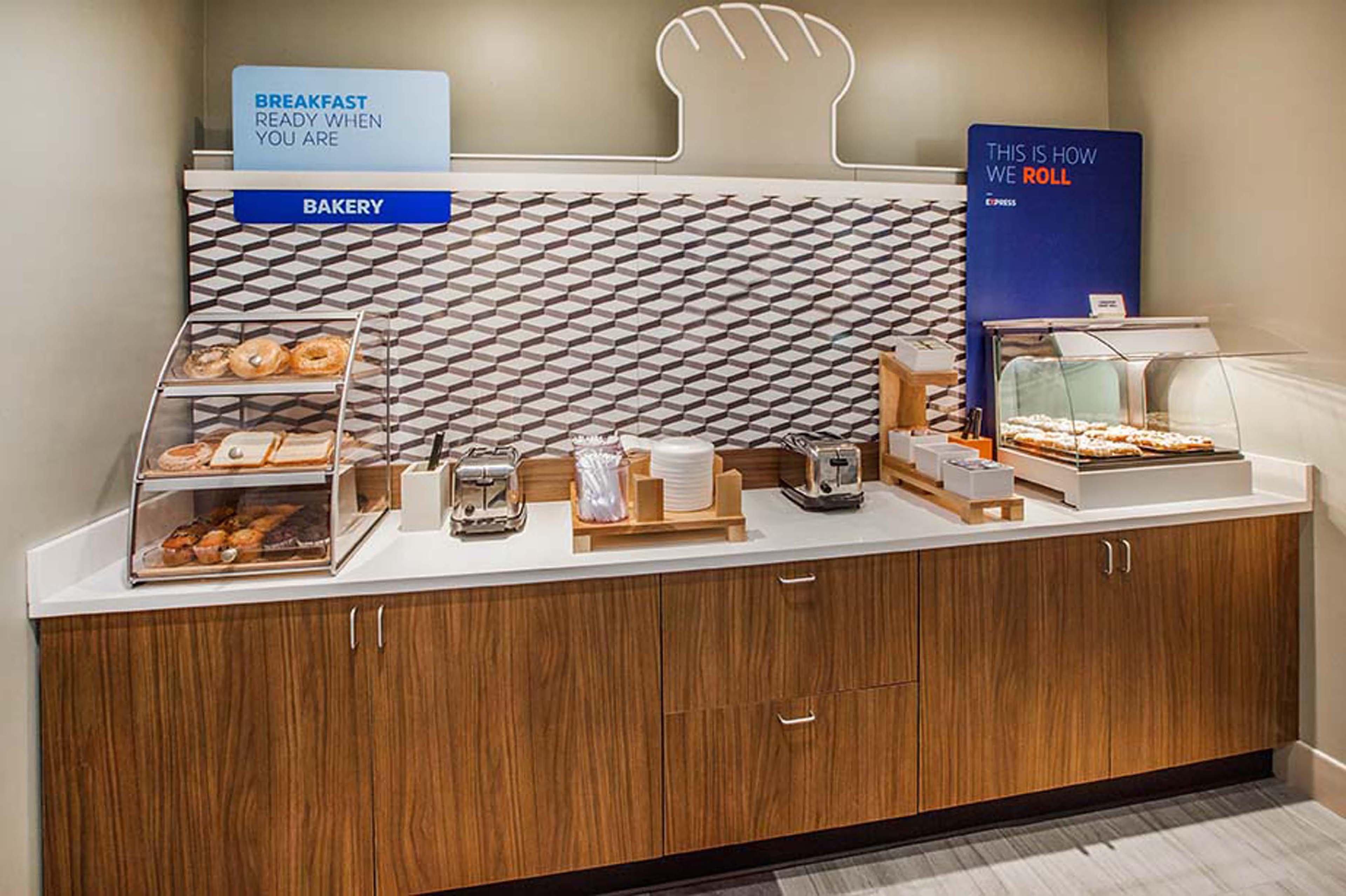 Holiday Inn Express & Suites - Cartersville By Ihg Dış mekan fotoğraf